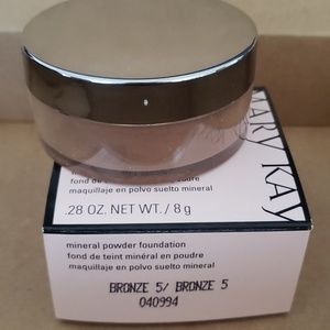 Mary kay mineral powder
